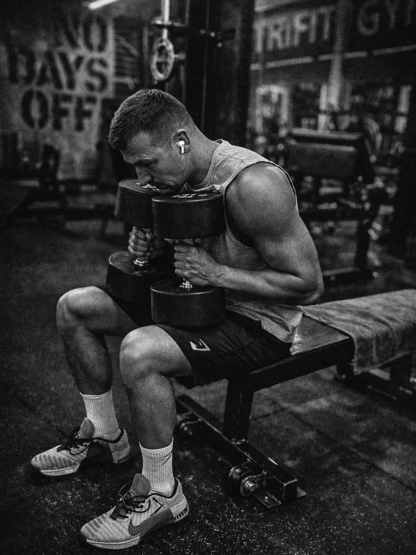 David Svoboda v posilovně, NO DAYS OFF